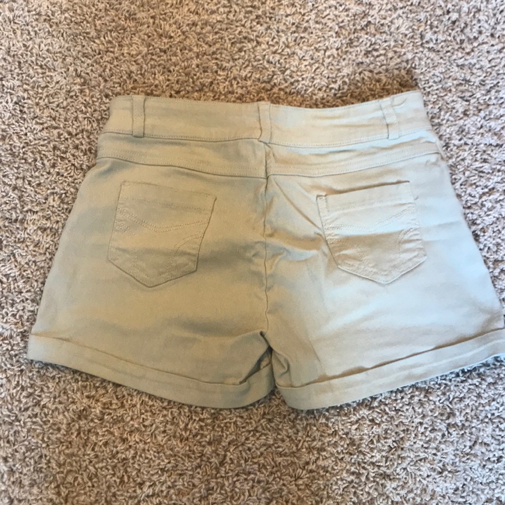 Shorts - Picture 2 of 2